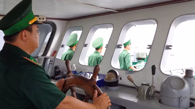 Biên phòng giữa lòng phố ảnh 1