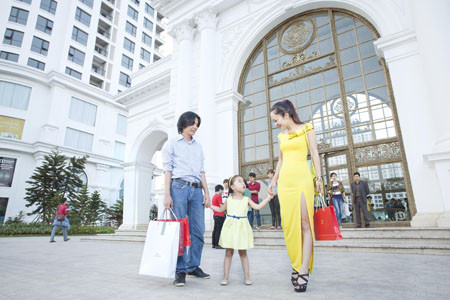 Vincom Mega Mall Royal City là địa chỉ mua sắm và giải trí cho mỗi gia đình. dfsdf