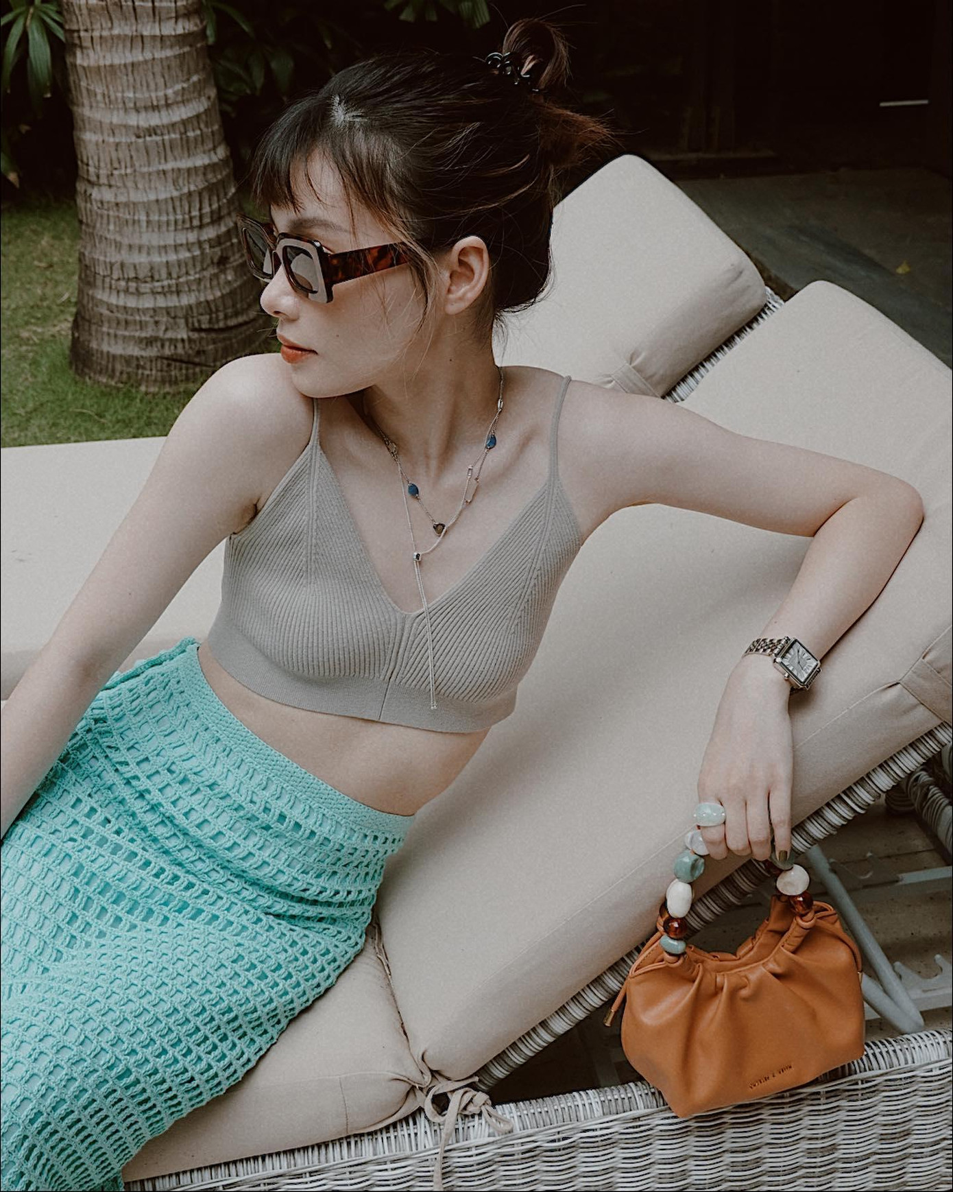 Theo đuổi lối tiêu dùng bền vững, Bim Nguyễn phản đối văn hóa sử dụng thời trang nhanh vô tội vạ.