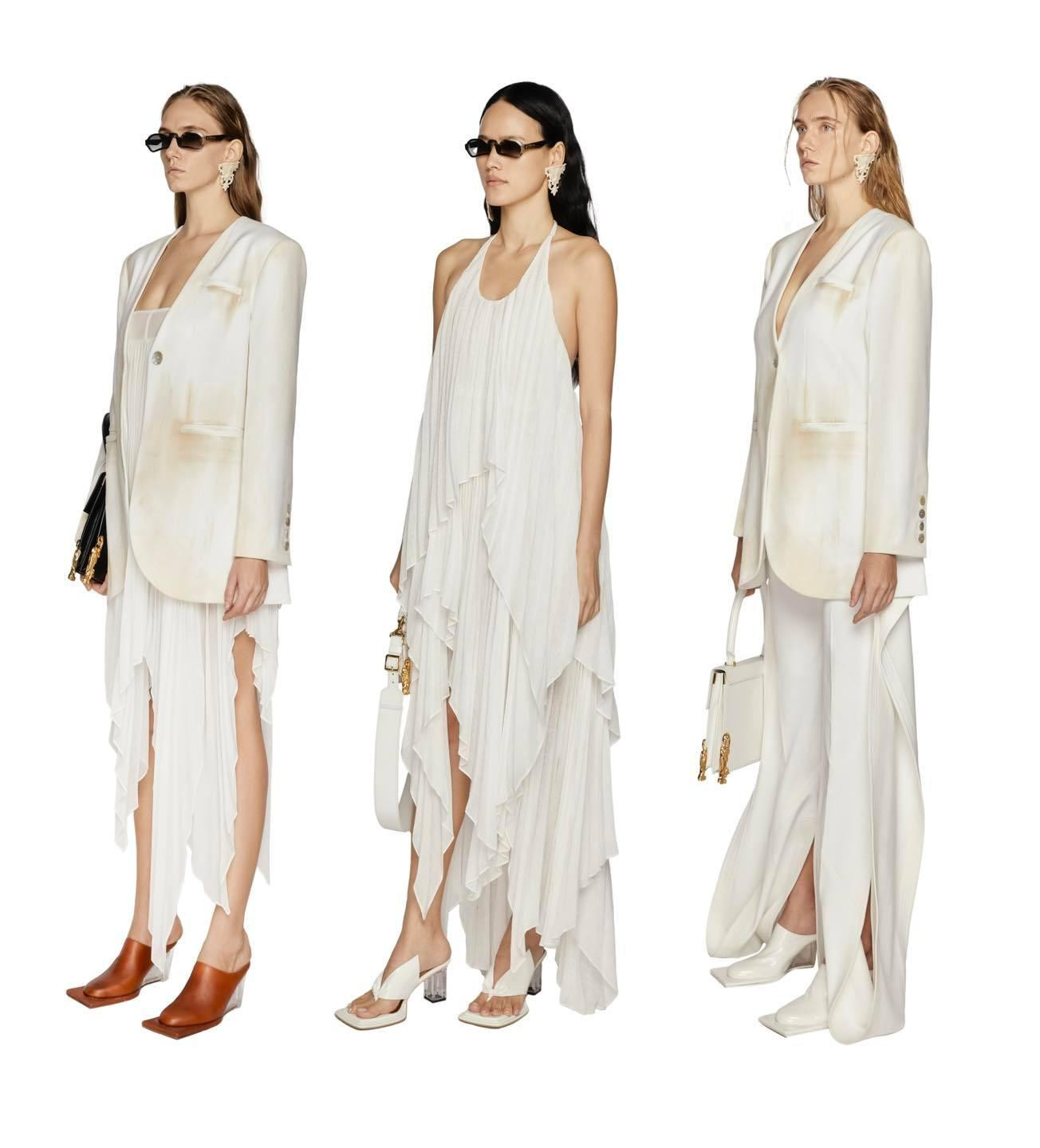 Từ chiếc đầm loose-fit đến blazer đứng phom, tất cả đều khẳng định cá tính riêng và mang đậm dấu ấn cho người mặc. Từ chiếc đầm loose-fit đến blazer đứng phom, tất cả đều khẳng định cá tính riêng và mang đậm dấu ấn cho người mặc.