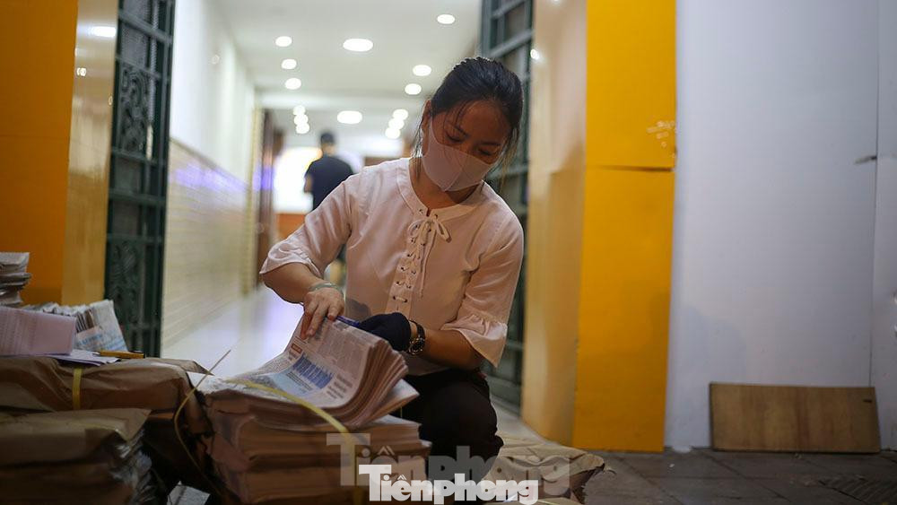 Công việc phát hành hàng ngày của họ là như vậy, nhưng mỗi khi có các sự kiện đặc biệt, hay các tờ báo phát hành thêm các tờ nhật báo, ấn phẩm mới thì họ phải huy động thêm lực lượng.