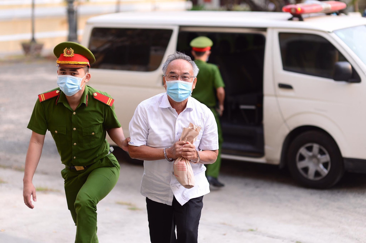 Tòa chưa thể tuyên án cựu Phó Chủ tịch Thường trực UBND TPHCM Nguyễn Thành Tài. Ảnh: Tân Châu Tòa chưa thể tuyên án cựu Phó Chủ tịch Thường trực UBND TPHCM Nguyễn Thành Tài. Ảnh: Tân Châu