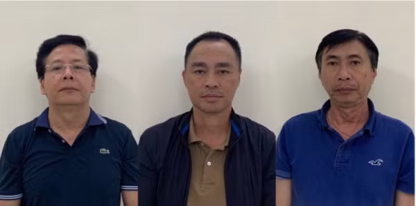 Các đối tượng từ trái qua: Trần Anh Quân, Đặng Trần Khanh, Phạm Đức Ngọc. Các đối tượng từ trái qua: Trần Anh Quân, Đặng Trần Khanh, Phạm Đức Ngọc.