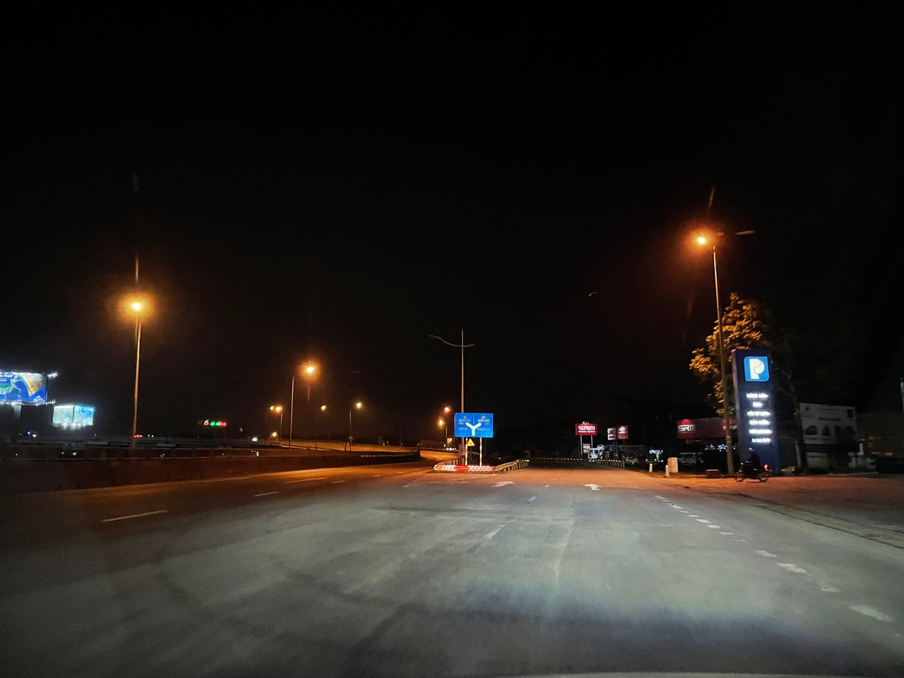 Các tuyến đường về TP Thanh Hóa vắng người Các tuyến đường về TP Thanh Hóa vắng người