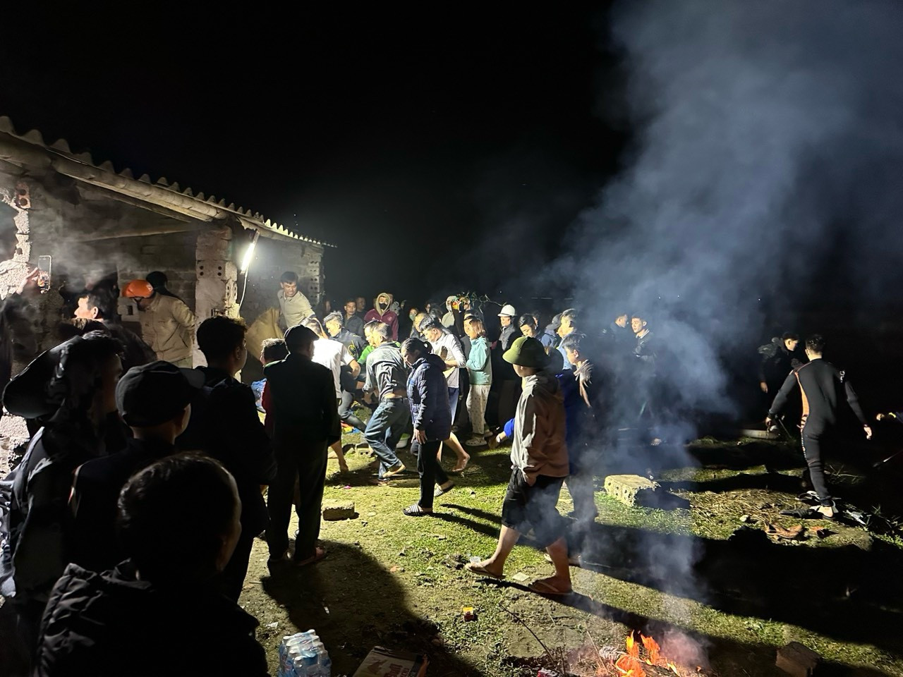 Lực lượng chức năng tìm thấy thi thể lúc rạng sáng ngày 17/2/2024.