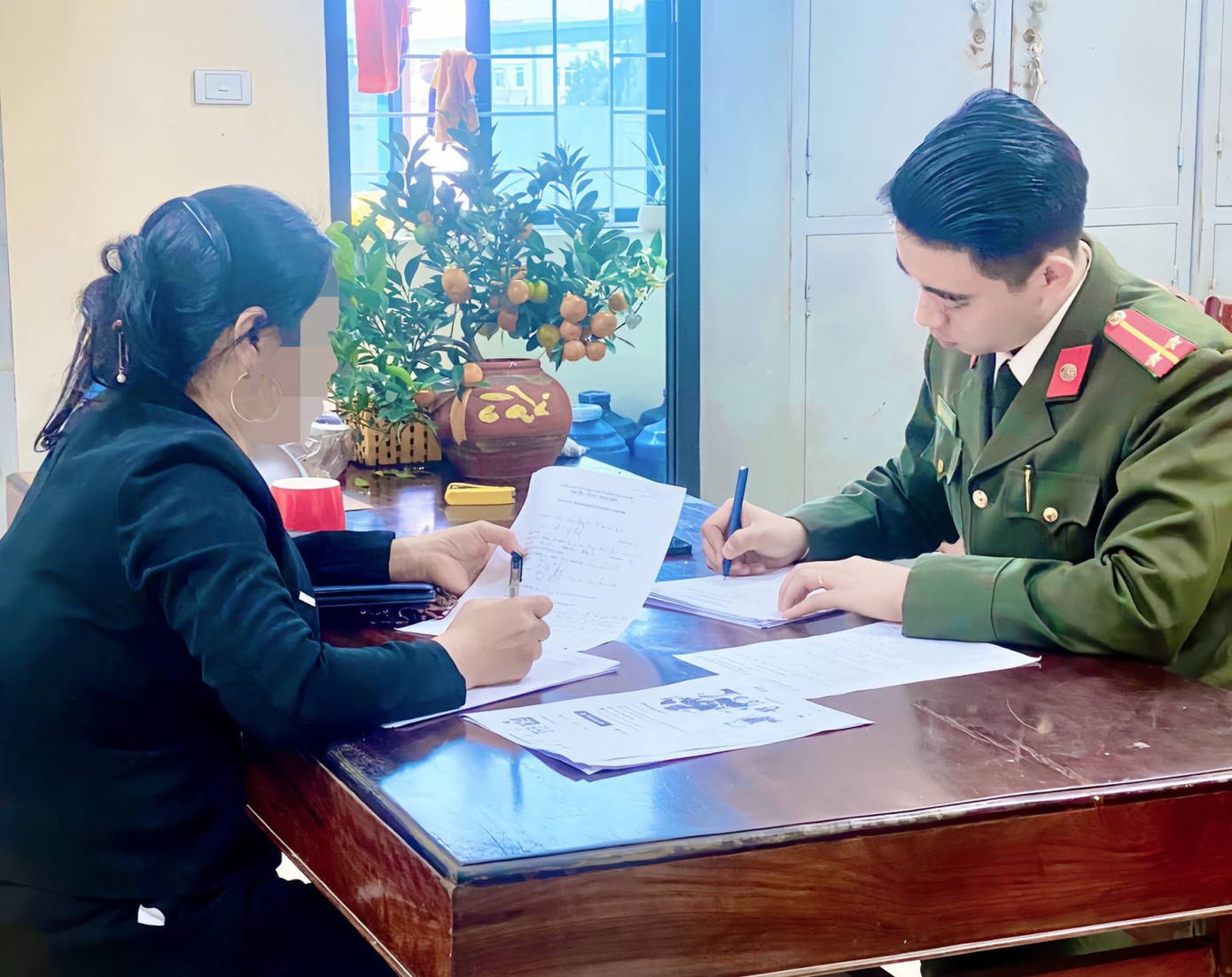 Chị P tại cơ quan công an