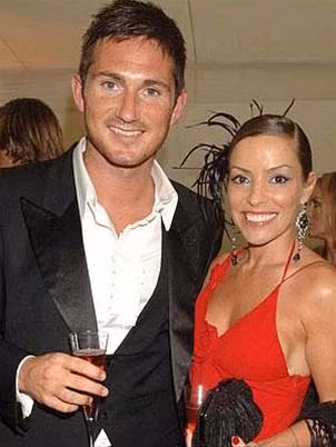 Lampard và Elen Rives