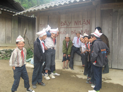 Học sinh trường THCS Hồng Tiến