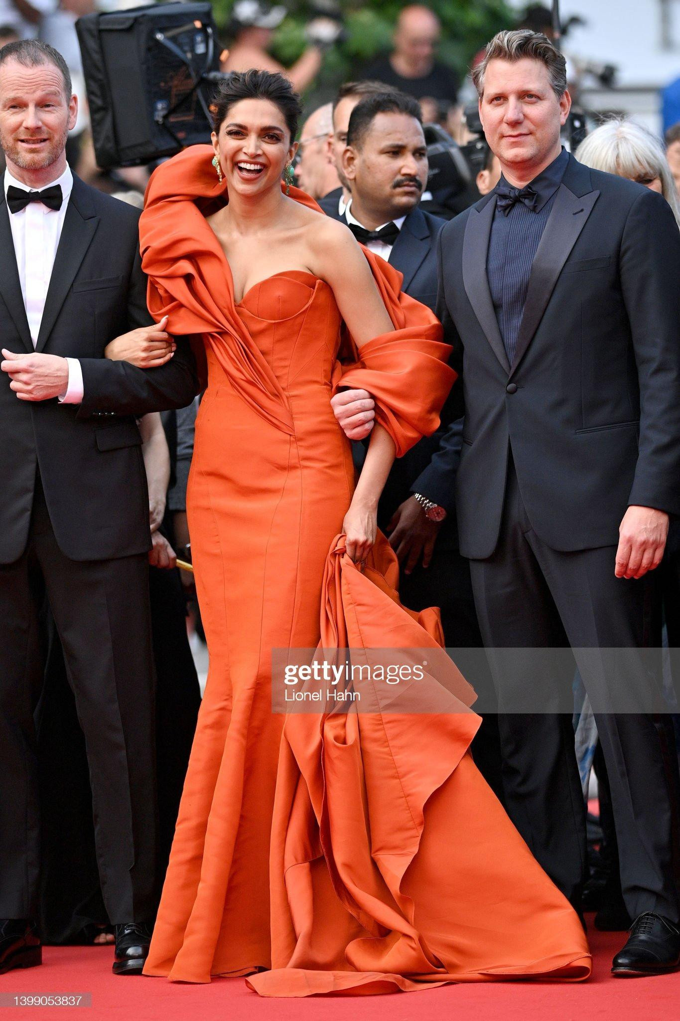 Minh tinh Bollywood Deepika Padukone kiêu sa, lộng lẫy.