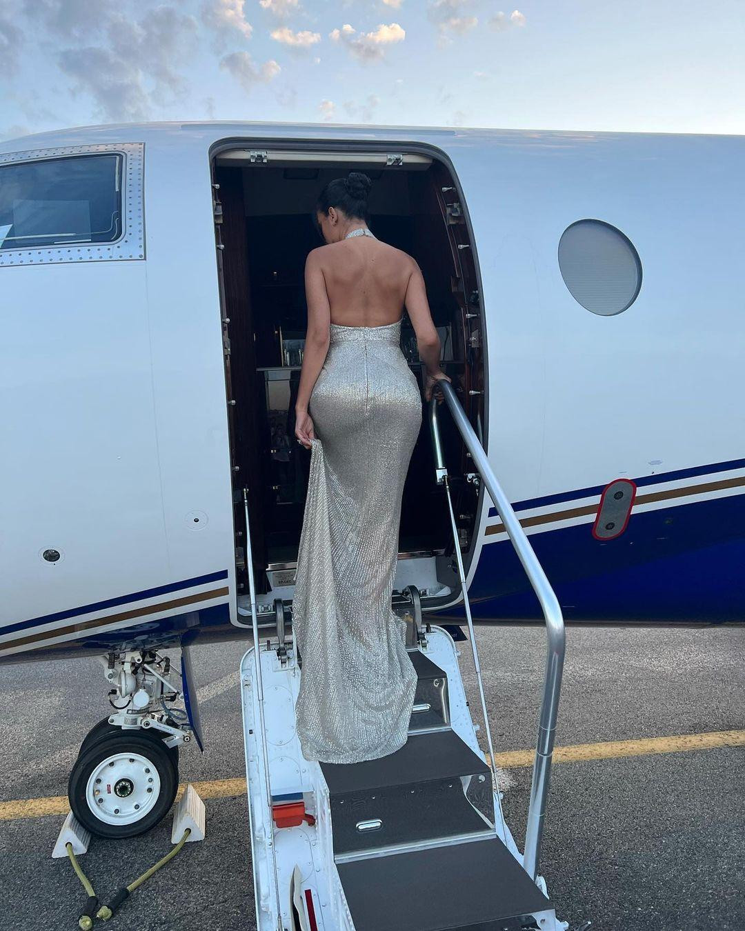 Năm ngoái, Georgina cũng dự LHP Cannes lần thứ 74 và nhận được nhiều sự quan tâm của truyền thông quốc tế.