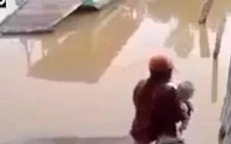 Ảnh cắt từ clip. Ảnh cắt từ clip.