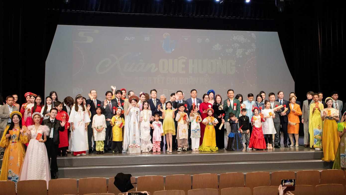 Đông đảo bà con người Việt tại Fukuoka tham dự Xuân Quê hương 2025.