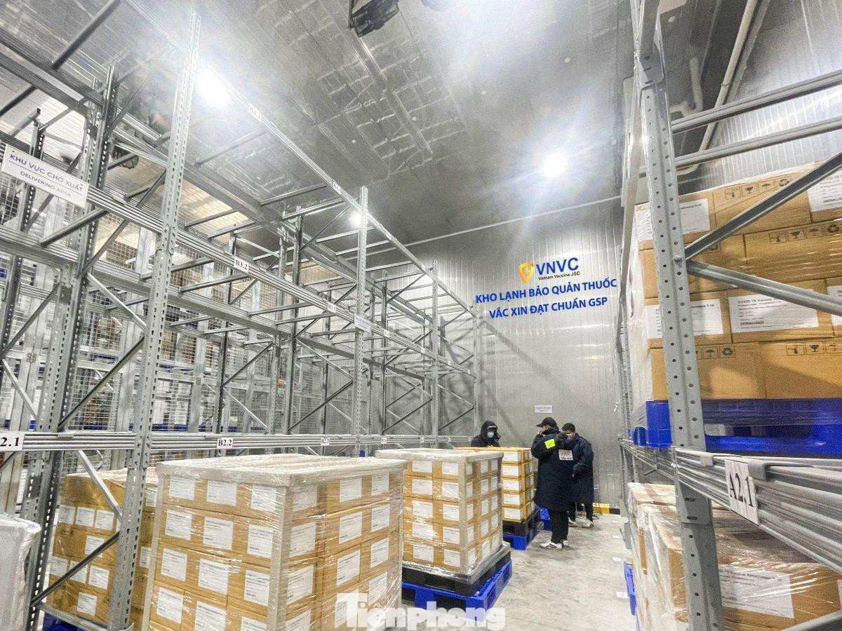 Kho chứa vắc xin phòng COVID-19 tại VNVC Kho chứa vắc xin phòng COVID-19 tại VNVC
