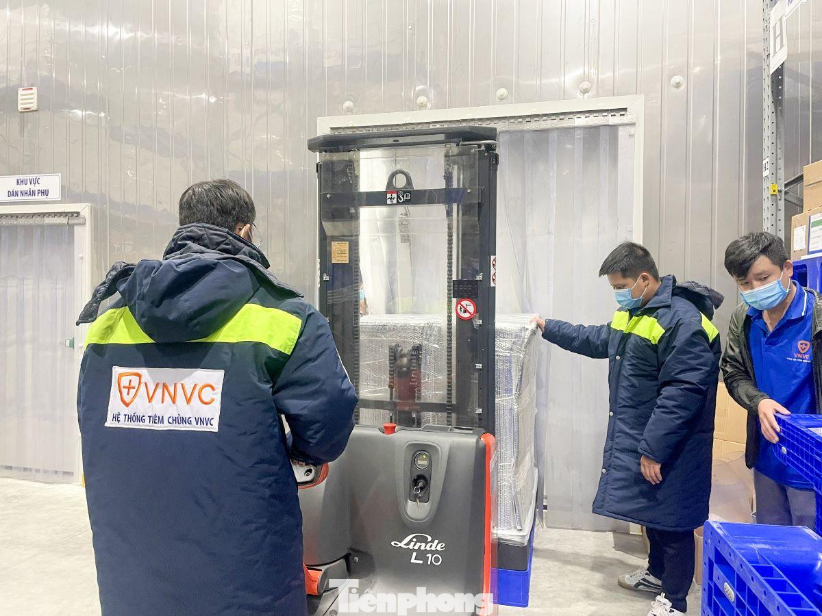 Công tác bảo quản vắc xin tại VNVC đạt tiêu chuẩn Công tác bảo quản vắc xin tại VNVC đạt tiêu chuẩn