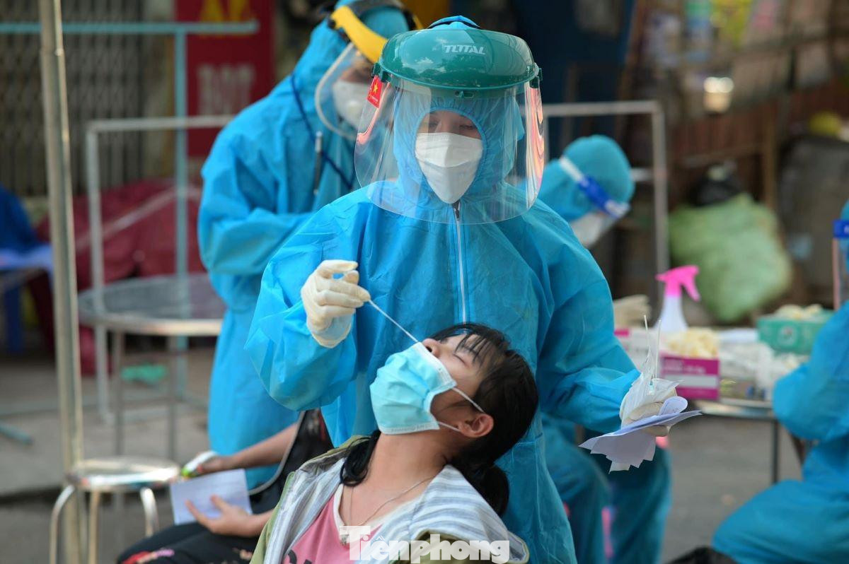 Bình Dương đang xét nghiệm diện rộng và ghi nhận nhiều ca mắc COVID-19