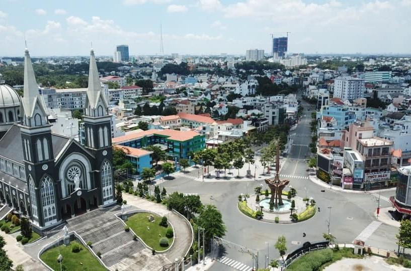 Đường phố ở Bình Dương vắng lặng trong thời gian giãn cách xã hội Đường phố ở Bình Dương vắng lặng trong thời gian giãn cách xã hội