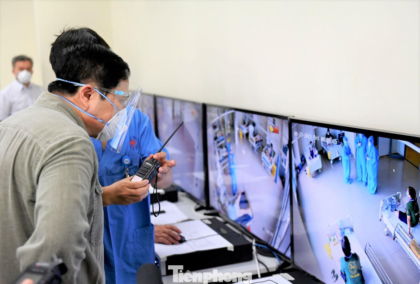 Đoàn công tác của Chính phủ đánh giá cao năng lực điều trị bệnh nhân COVID-19 ở tầng 3 tại Bình Dương Đoàn công tác của Chính phủ đánh giá cao năng lực điều trị bệnh nhân COVID-19 ở tầng 3 tại Bình Dương