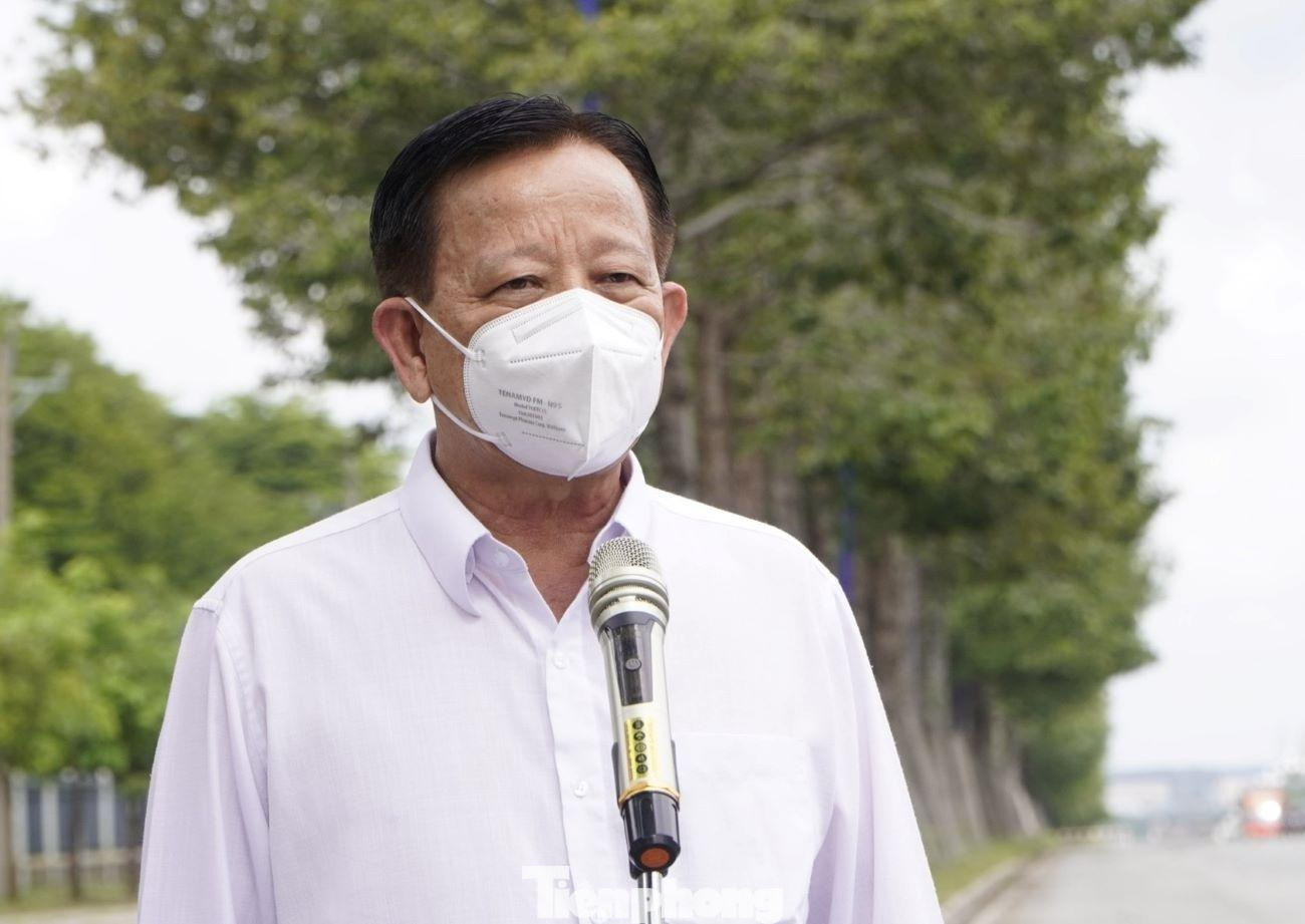 Ông Nguyễn Văn Hùng, Chủ tịch HĐQT Tổng Công ty Becamex IDC tin tưởng với quyết tâm cao, Bình Dương sớm đẩy lùi dịch bệnh Ông Nguyễn Văn Hùng, Chủ tịch HĐQT Tổng Công ty Becamex IDC tin tưởng với quyết tâm cao, Bình Dương sớm đẩy lùi dịch bệnh