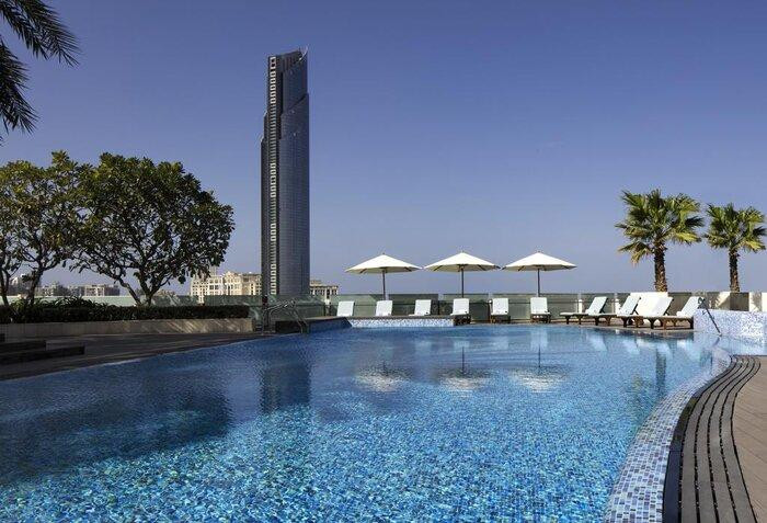 Tại đây, các cầu thủ sẽ được bố trí ở 2 người cho mỗi căn phòng rộng hơn 30m2 với 2 giường, phòng tắm tiện nghi cùng khung cảnh tuyệt đẹp nhìn ra thành phố Dubai. Ngoài ra, ông Park cùng các học trò cũng sẽ được cung cấp phòng ăn riêng nhằm đảm bảo dinh dưỡng và phòng họp kín để nghiên cứu chiến thuât với đầy đủ các trang thiết bị như máy chiếu, ti vi,…