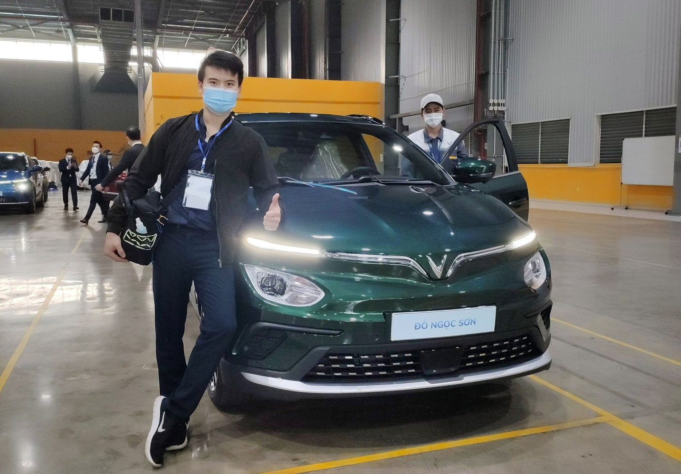 Anh Sơn sở hữu nhiều mẫu xe điện VinFast và đánh giá hãng có chính sách hậu mãi tốt nhất thị trường. Anh Sơn sở hữu nhiều mẫu xe điện VinFast và đánh giá hãng có chính sách hậu mãi tốt nhất thị trường.
