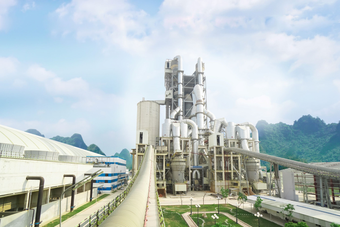 Hệ thống nghiền liệu và tháp trao đổi nhiệt của Cty Xuân Thành Hệ thống nghiền liệu và tháp trao đổi nhiệt của Cty Xuân Thành