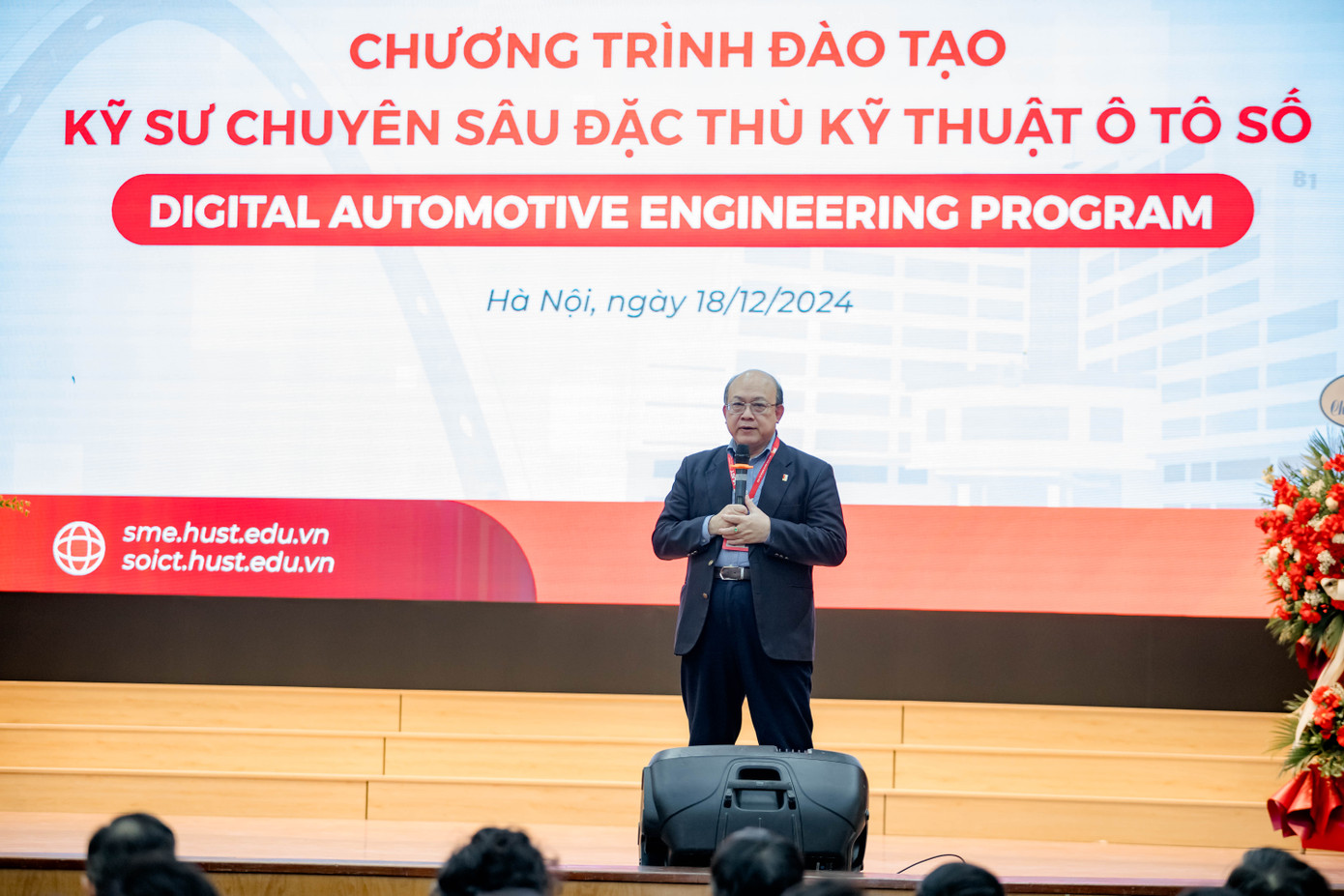 PGS. Huỳnh Quyết Thắng, Giám đốc Đại học Bách khoa Hà Nội phát biểu tại sự kiện. PGS. Huỳnh Quyết Thắng, Giám đốc Đại học Bách khoa Hà Nội phát biểu tại sự kiện.