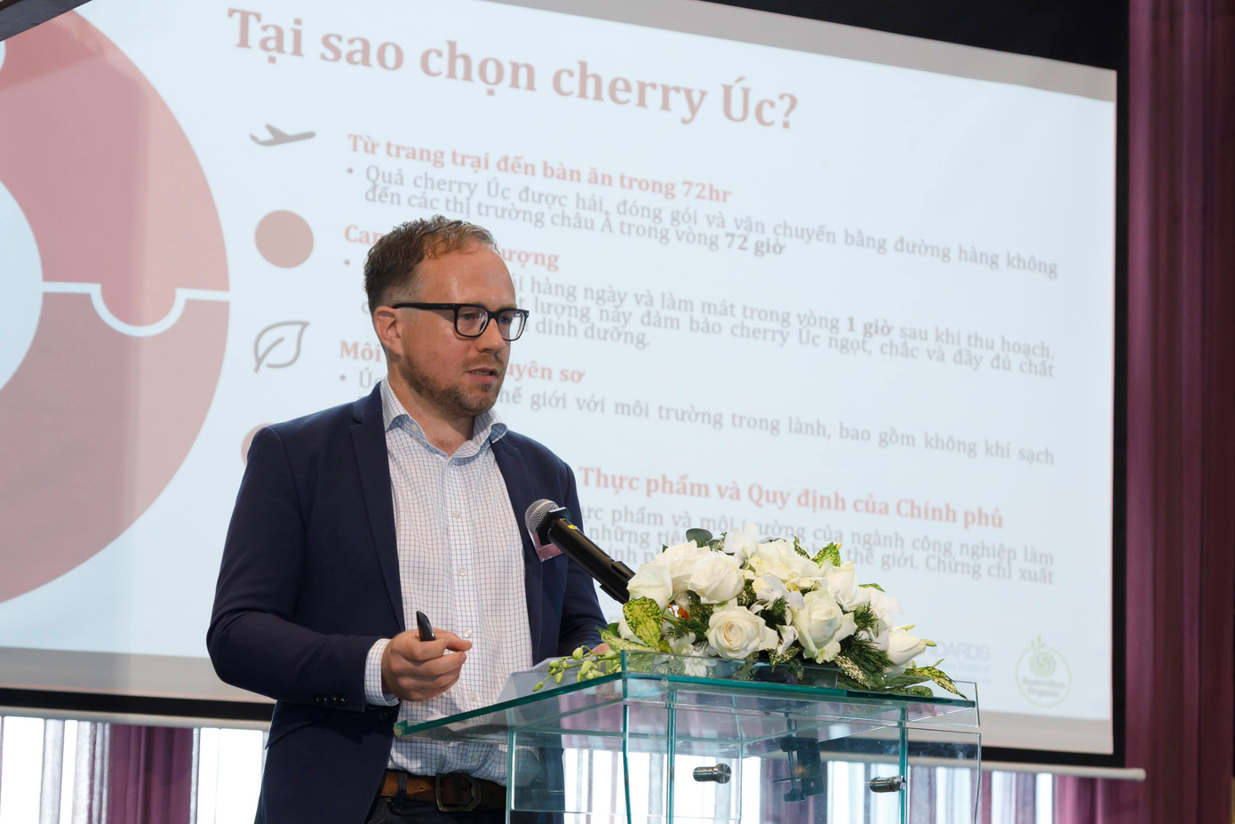 Ông Chris Lethbridge, Điều phối viên Phát triển Thương mại tại Cherry Growers Australia.
