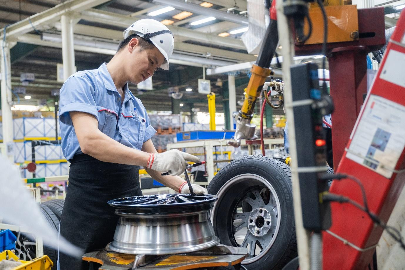 Tiếp cận máy móc thực tế giúp sinh viên trau dồi kỹ năng toàn diện