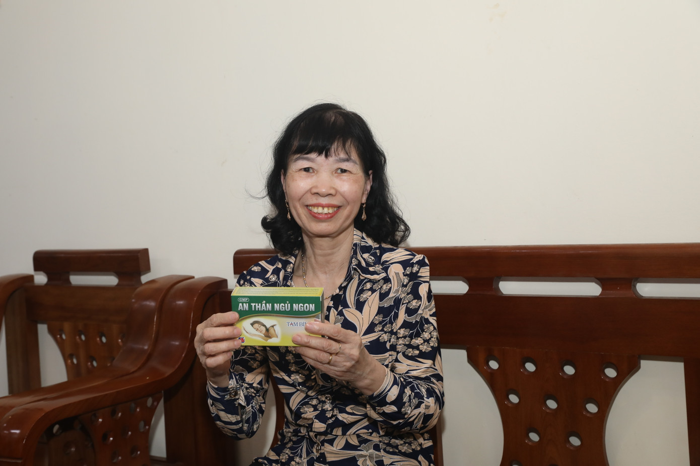 Nhờ có An thần ngủ ngon Tâm Bình, bà Khuyến (SĐT 098 980 9659) thoát cảnh mất ngủ, người khỏe khoắn, vui vẻ.