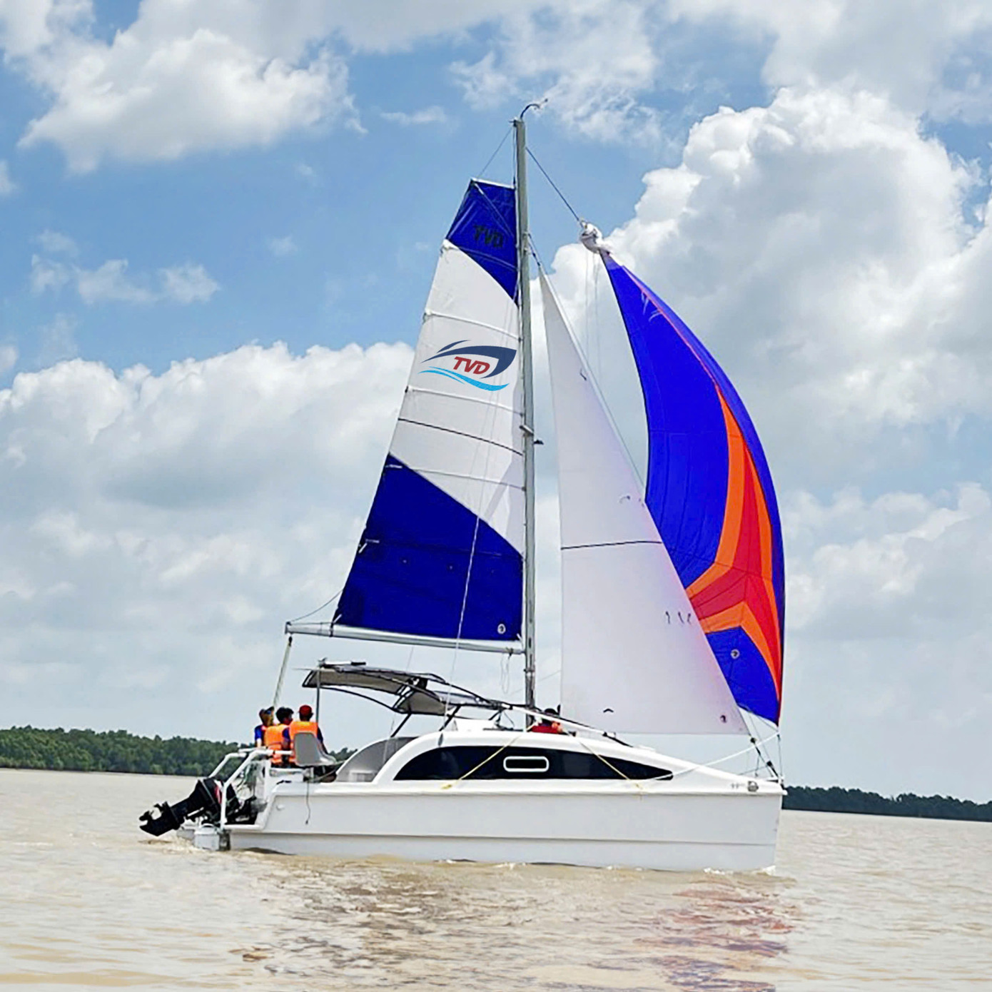 Cần Thơ lần đầu tổ chức đua thuyền buồm