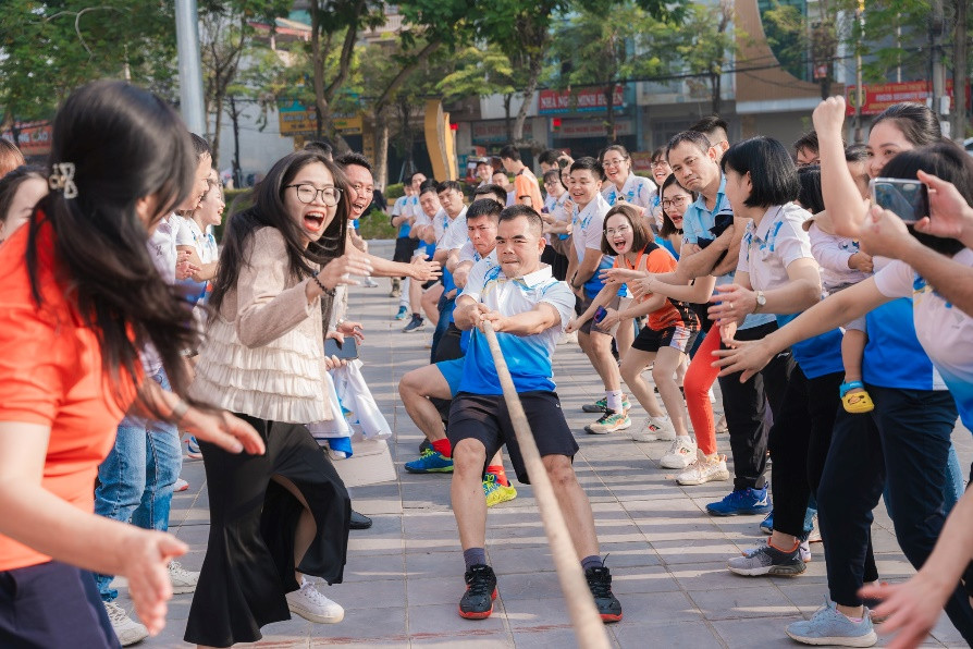 Nhiều hoạt động gắn kết được tổ chức nhằm tăng cường tinh thần đồng đội trong đội ngũ nhân sự