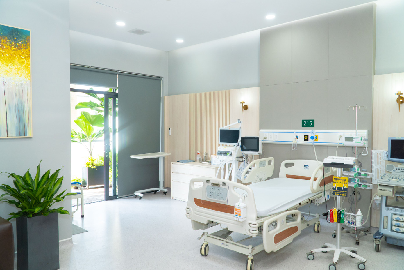 Sau khi cải tạo, Trung tâm Cấp cứu A9 và Trung tâm Đột quỵ đã có những phòng bệnh được trang bị đầy đủ hơn, tiện nghi hơn.