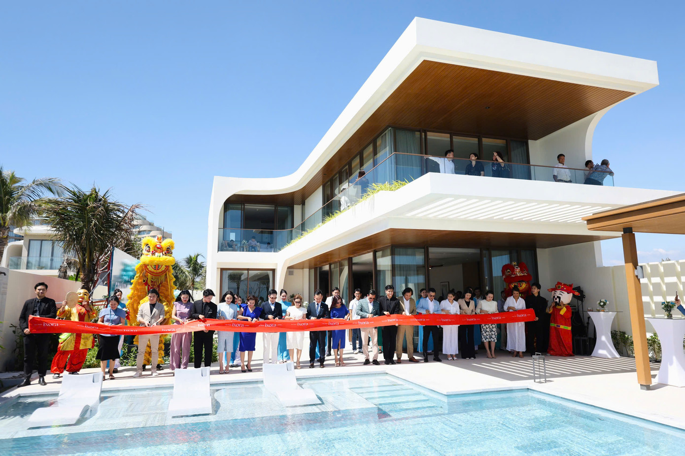 Sự kiện khai trương nhà mẫu Beachfront Villa & Beachview Villa của Ixora Giai đoạn 2 Sự kiện khai trương nhà mẫu Beachfront Villa & Beachview Villa của Ixora Giai đoạn 2