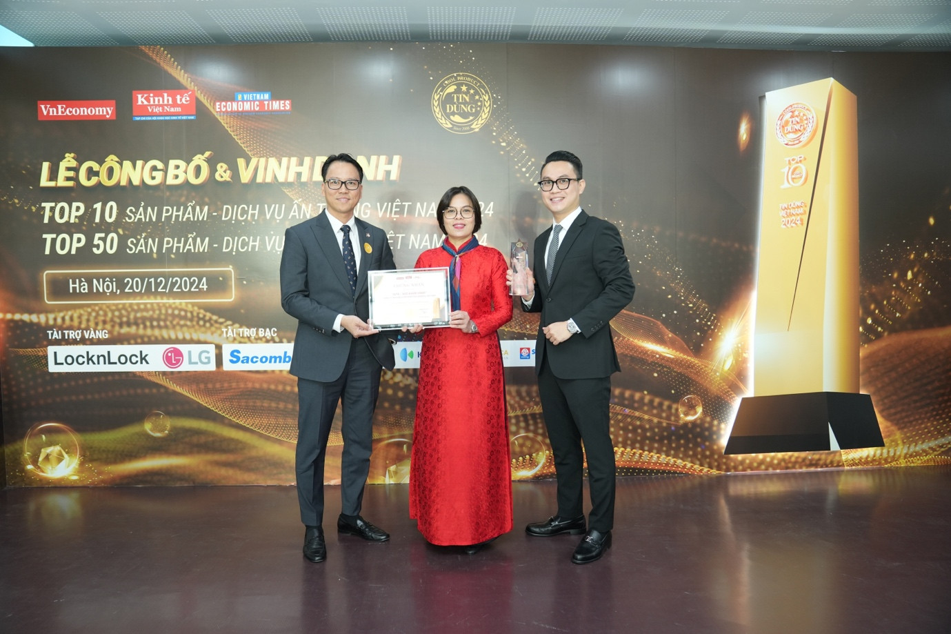 Giải thưởng là minh chứng cho cam kết trở thành “Người bạn Trọn đời” của Generali Việt Nam với những giải pháp bảo hiểm toàn diện cùng trải nghiệm khách hàng vượt trội Giải thưởng là minh chứng cho cam kết trở thành “Người bạn Trọn đời” của Generali Việt Nam với những giải pháp bảo hiểm toàn diện cùng trải nghiệm khách hàng vượt trội