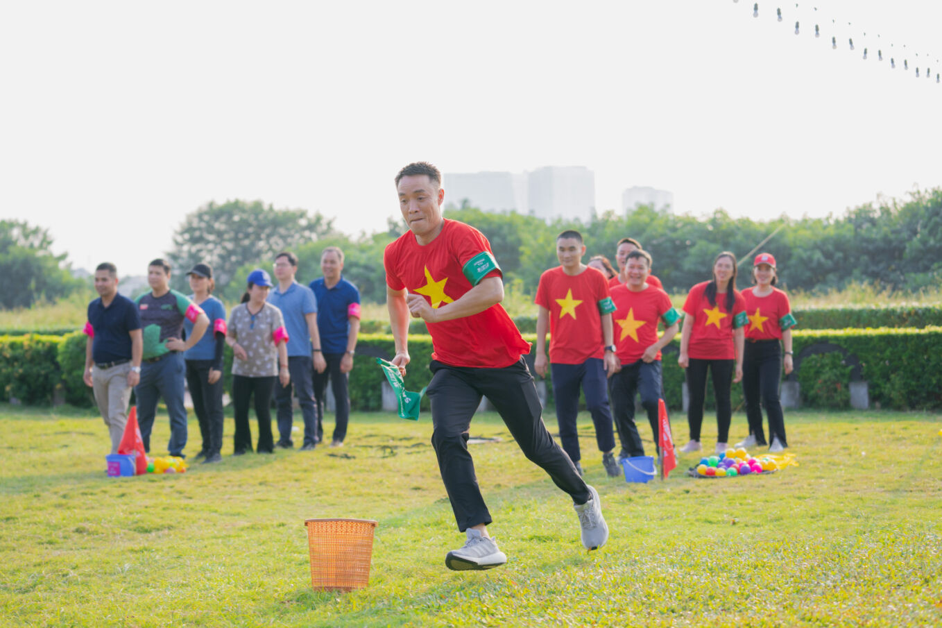 Các hoạt động nội bộ được Alphanam tổ chức thường xuyên nhằm gắn kết đội ngũ. Các hoạt động nội bộ được Alphanam tổ chức thường xuyên nhằm gắn kết đội ngũ.