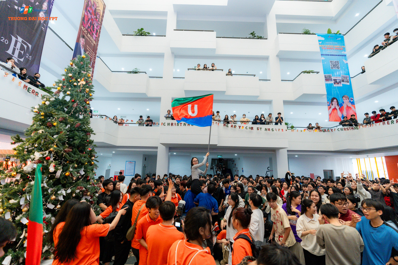 Khoảnh khắc “bùng nổ” của các thủ lĩnh khi đến với chương trình Next Leader