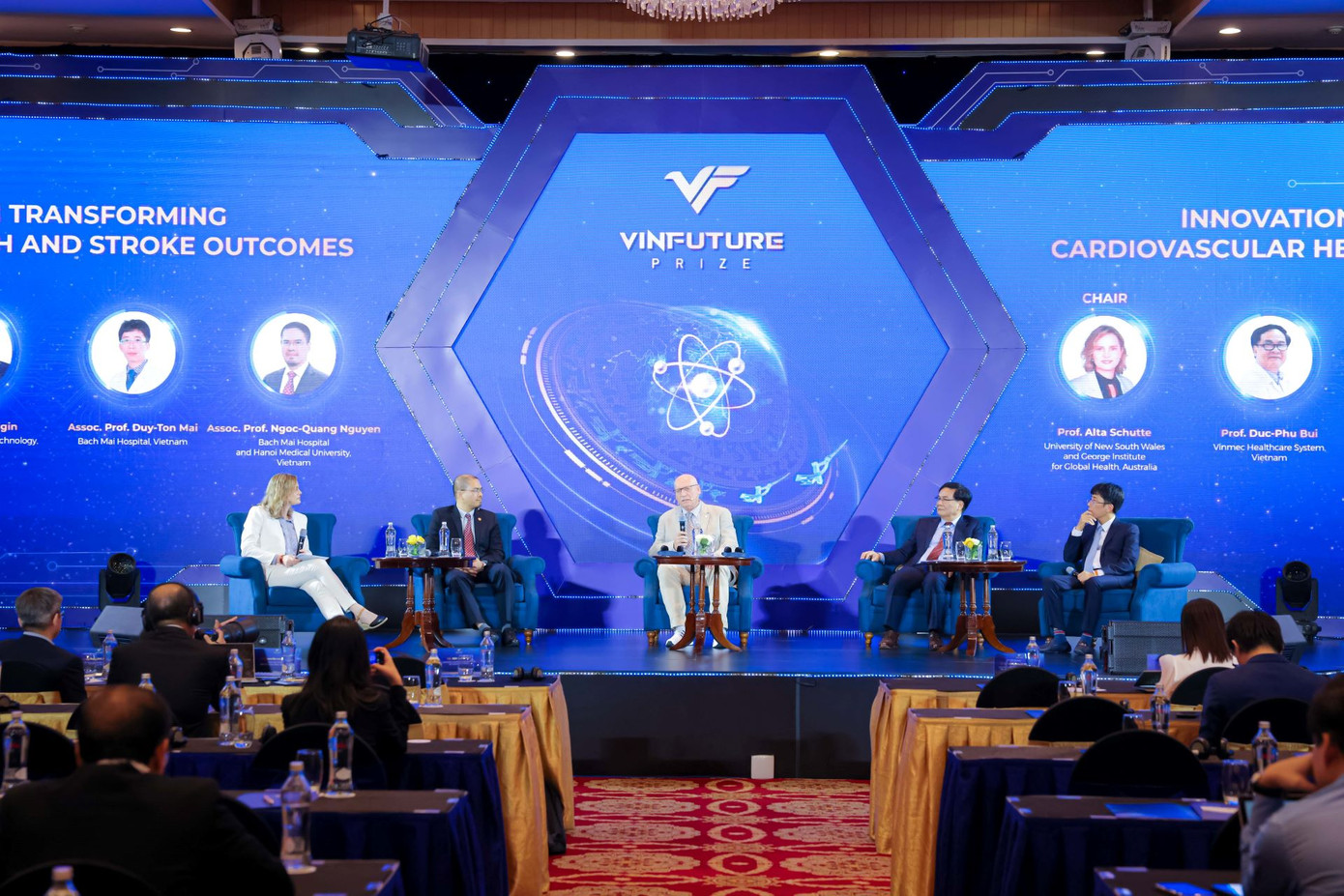 Tọa đàm do Quỹ VinFuture tổ chức quy tụ nhiều nhà nghiên cứu đầu ngành từ trong và ngoài nước Tọa đàm do Quỹ VinFuture tổ chức quy tụ nhiều nhà nghiên cứu đầu ngành từ trong và ngoài nước