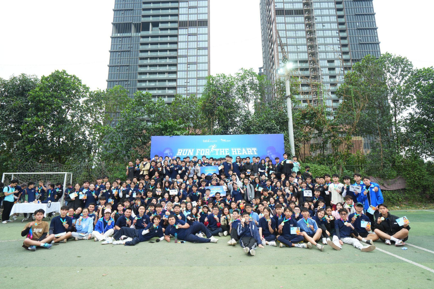 Giải chạy thường niên của TATA English thu hút hơn 1.000 học viên