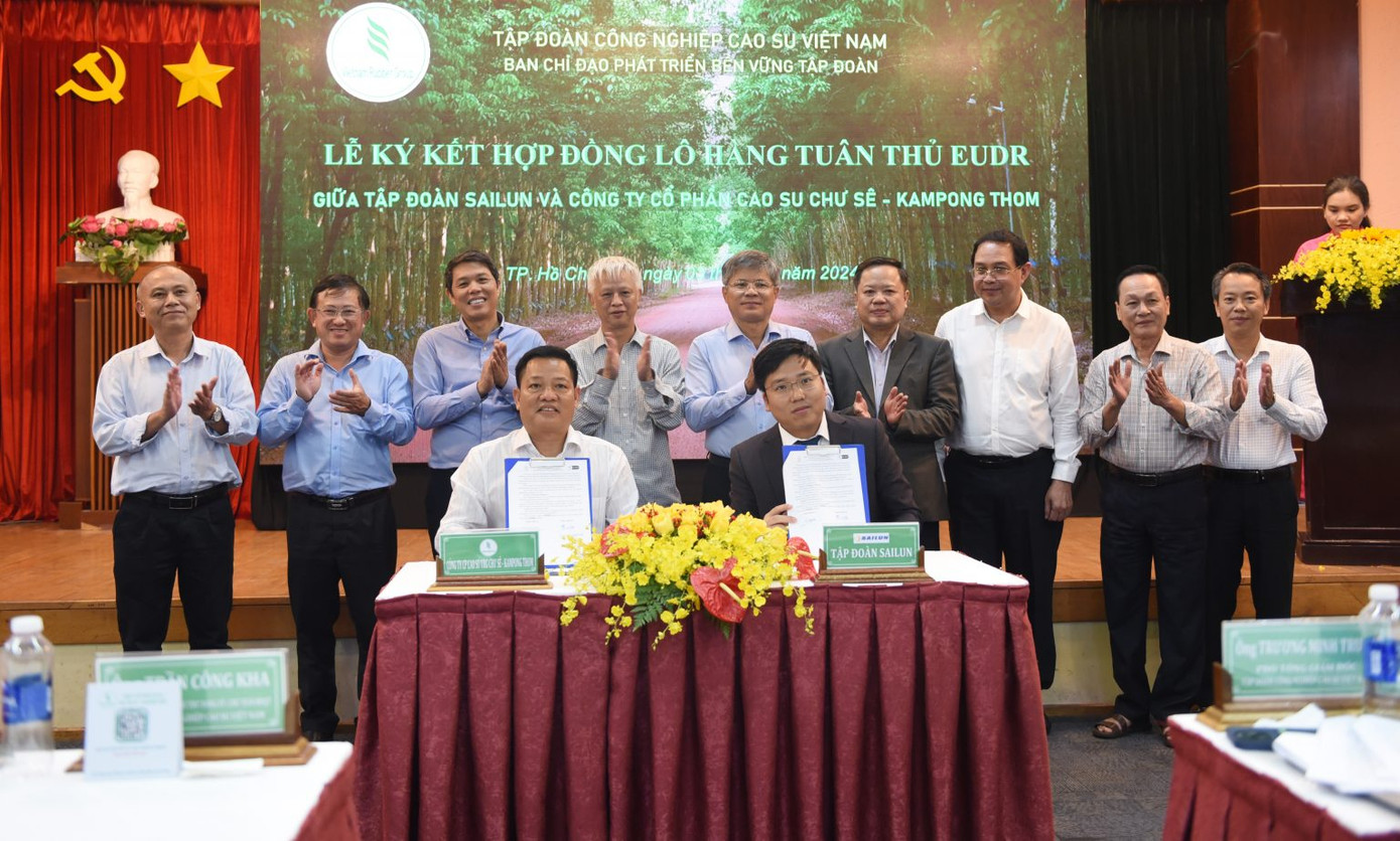 Công ty CP Cao su Chư Sê Kampong Thom và Tập đoàn Sailun ký kết hợp đồng mua bán mủ cao su đáp ứng EUDR theo yêu cầu của khách hàng Công ty CP Cao su Chư Sê Kampong Thom và Tập đoàn Sailun ký kết hợp đồng mua bán mủ cao su đáp ứng EUDR theo yêu cầu của khách hàng