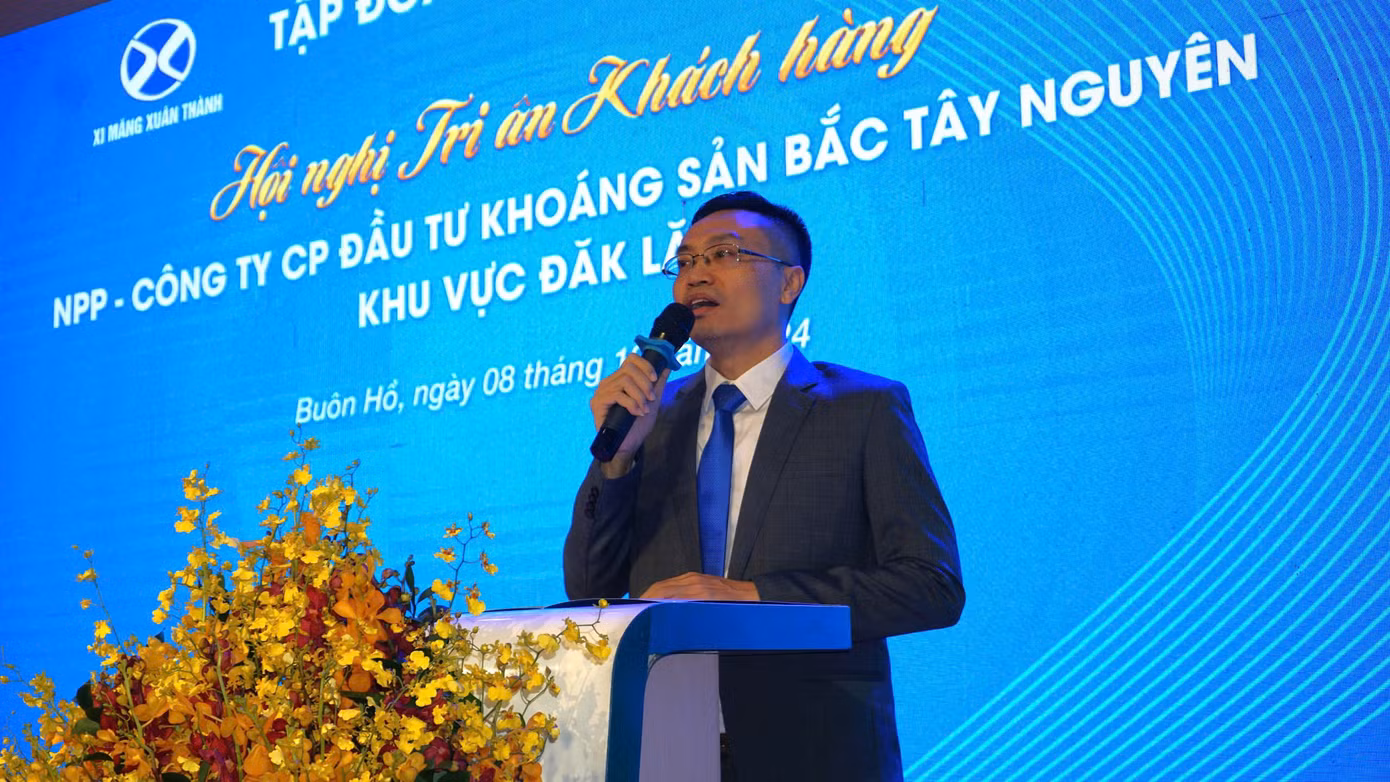Ông Vũ Quang Bắc Tổng Giám đốc Cty Xuân Thành chia sẻ tại hội nghị