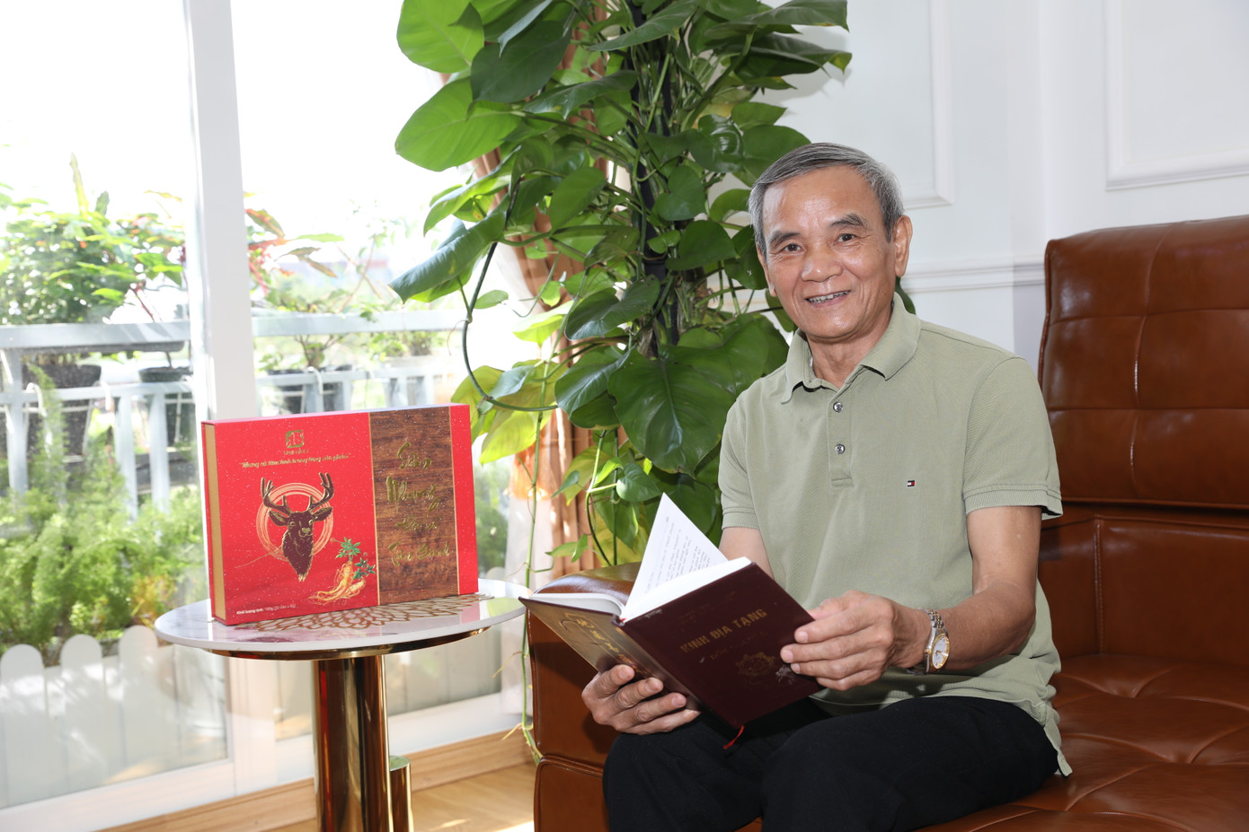 Nhờ dùng Sâm nhung Đại bổ Tâm Bình, ông Vinh lấy lại niềm vui sống ở tuổi gần 70 Nhờ dùng Sâm nhung Đại bổ Tâm Bình, ông Vinh lấy lại niềm vui sống ở tuổi gần 70