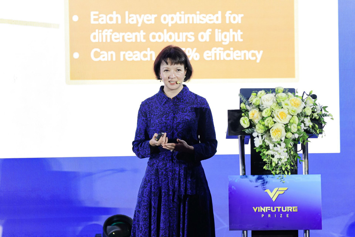 GS. Marina Freitag đề xuất một giải pháp đột phá để nâng cao công suất sản xuất pin mặt trời GS. Marina Freitag đề xuất một giải pháp đột phá để nâng cao công suất sản xuất pin mặt trời