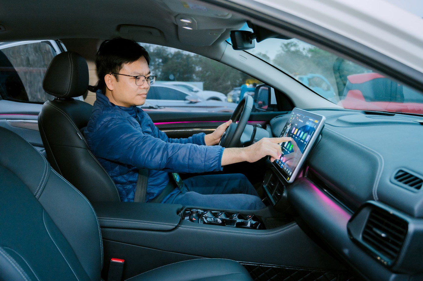 Anh Bùi Thọ Quang (Thanh Xuân, Hà Nội)bị thuyết phục sau khi trải nghiệm chiếc VF 8