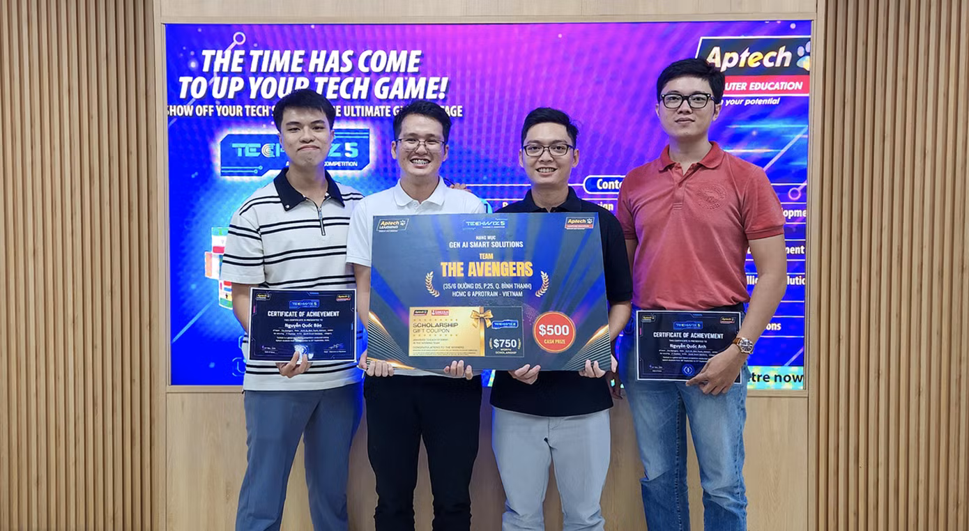 THE AVENGERS – Quán quân hạng mục Gen AI Smart Solutions Techwiz 5 năm 2024