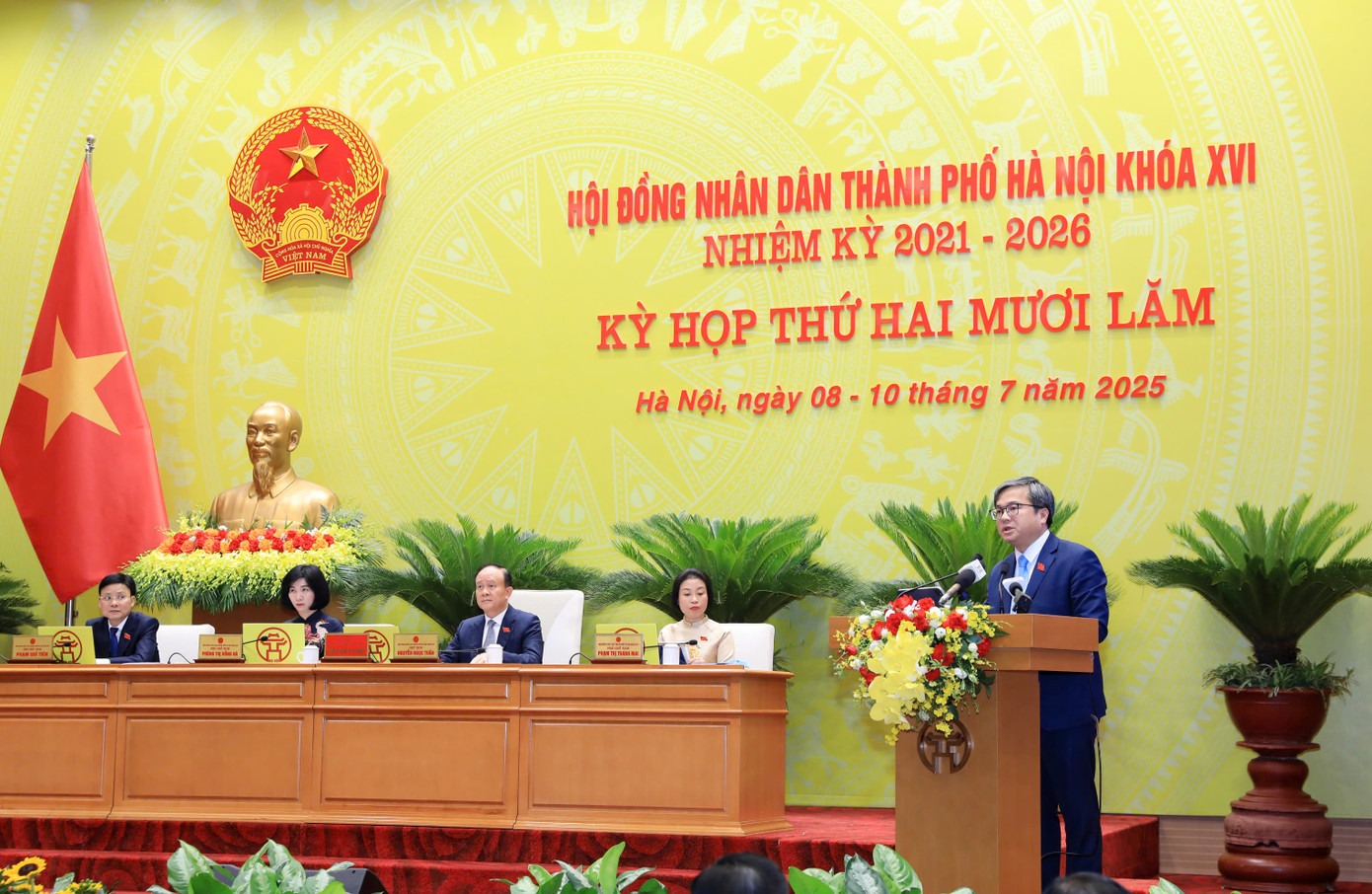 Ông Trương Việt Dũng, Phó Chủ tịch UBND thành phố Hà Nội