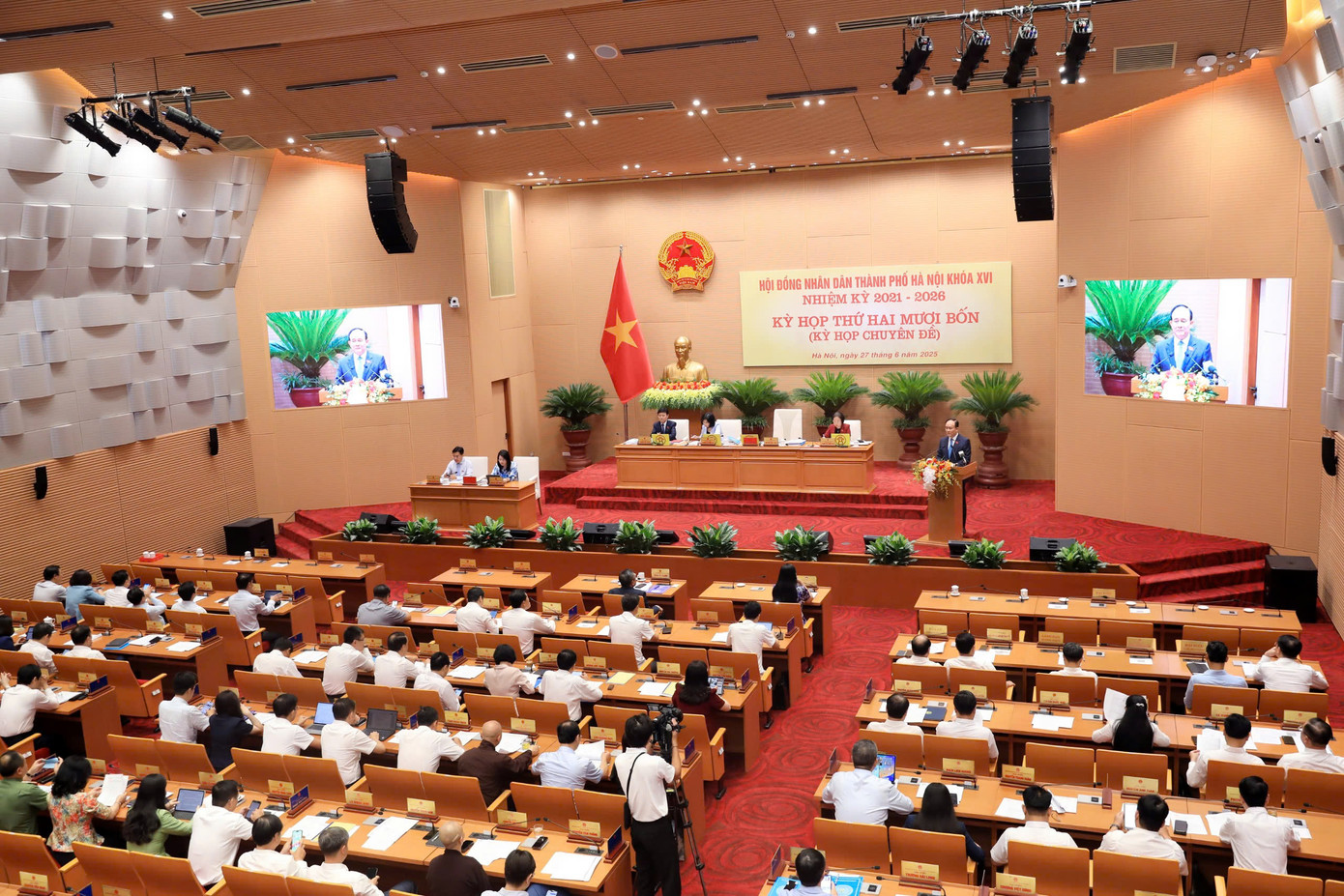 Kỳ họp thứ 24 HĐND TP. Hà Nội