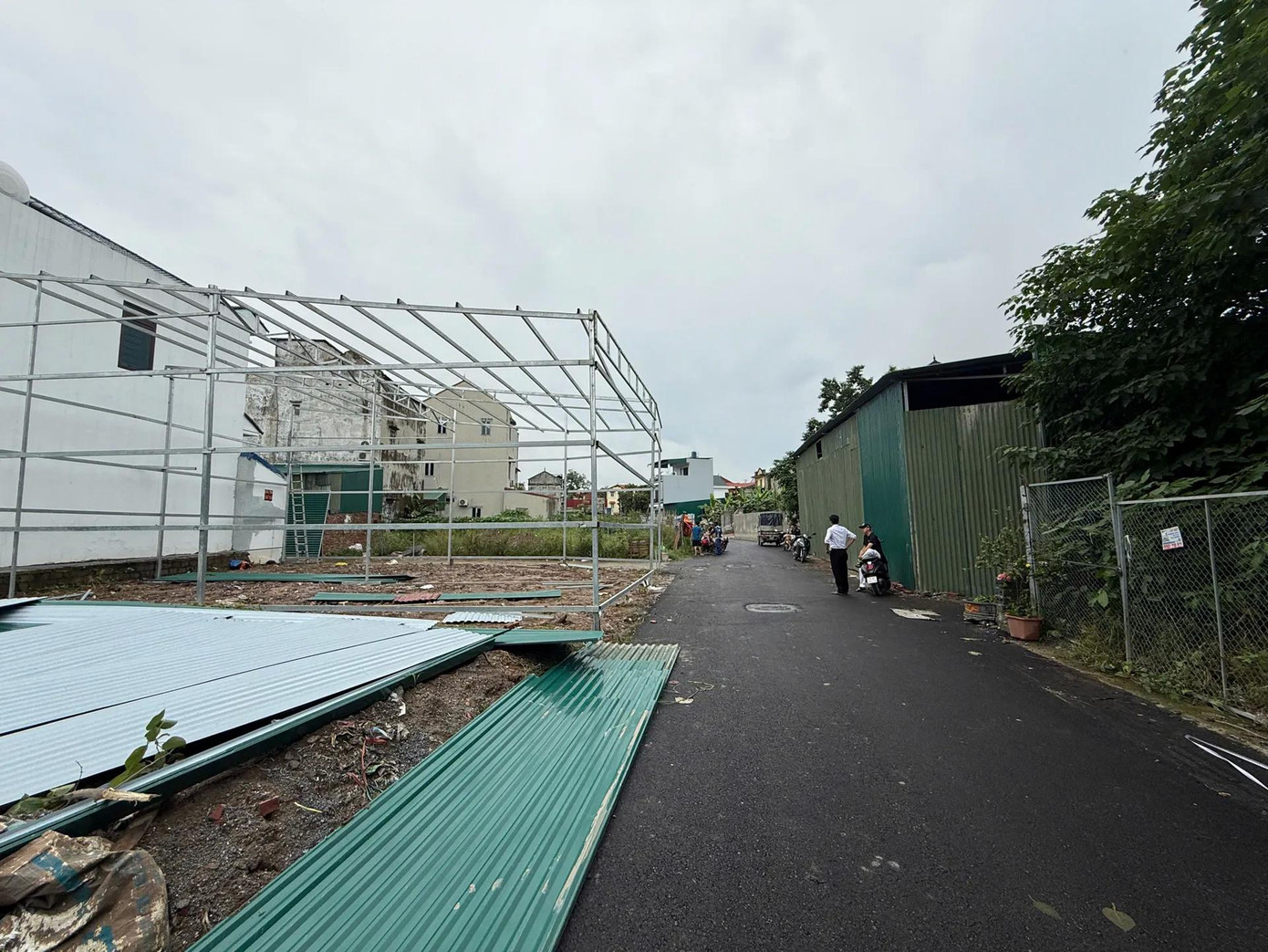 Cơ quan chức năng xử lý vi phạm đất đai tại xã Thường Tín