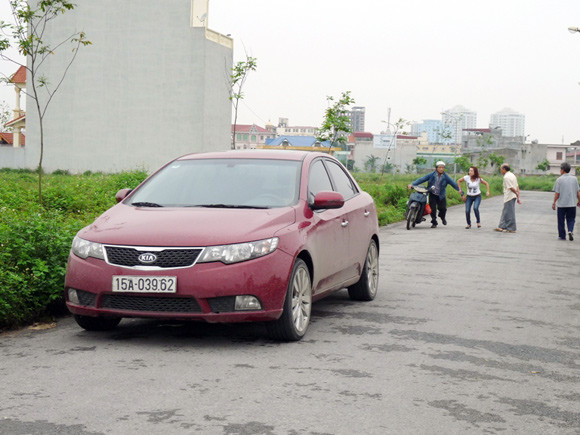 Cô gái đã giữ không cho đối tượng chạy thoát. Cô gái đã giữ không cho đối tượng chạy thoát
