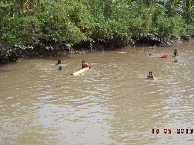 Tất cả cùng tiến về phía trước