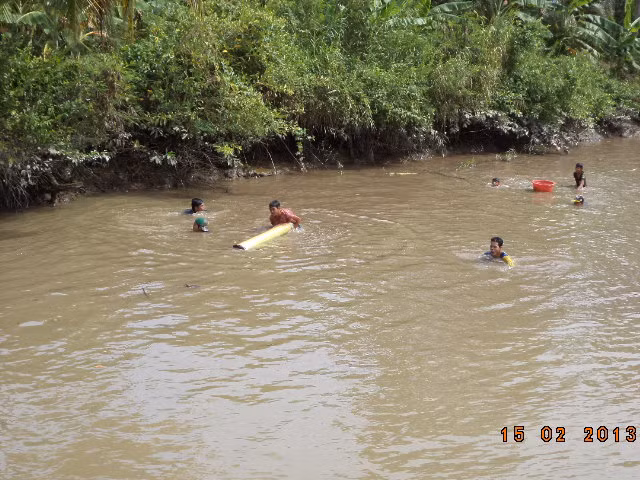 Tất cả cùng tiến về phía trước